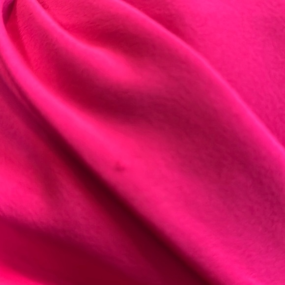 Hot pink express Romper with pockets - Picture 9 of 9